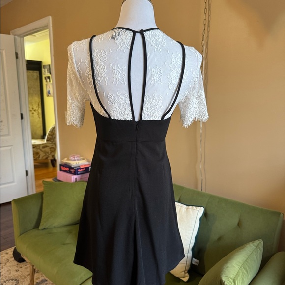 Forever 21 black and white lace dress - Picture 5 of 8